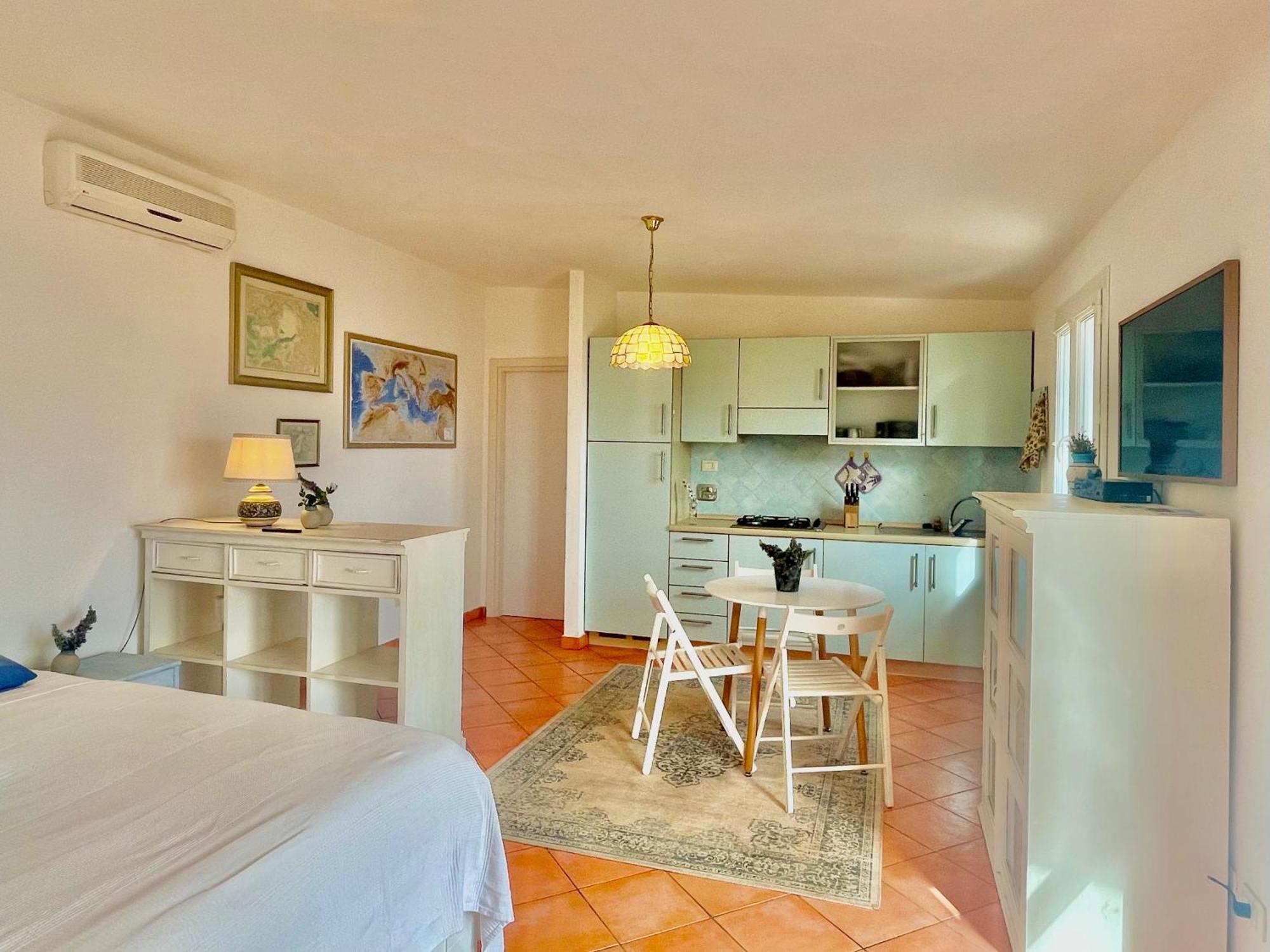 Aria Di Collina - Isola D'Elba Apartment Porto Azzurro Phòng bức ảnh